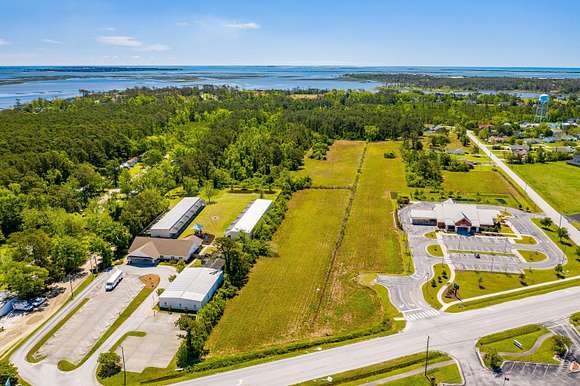 30.76 Acres of Mixed-Use Land for Sale in Beaufort, North Carolina