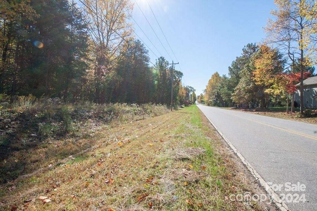 8.77 Acres of Residential Land for Sale in Sherrills Ford, North Carolina