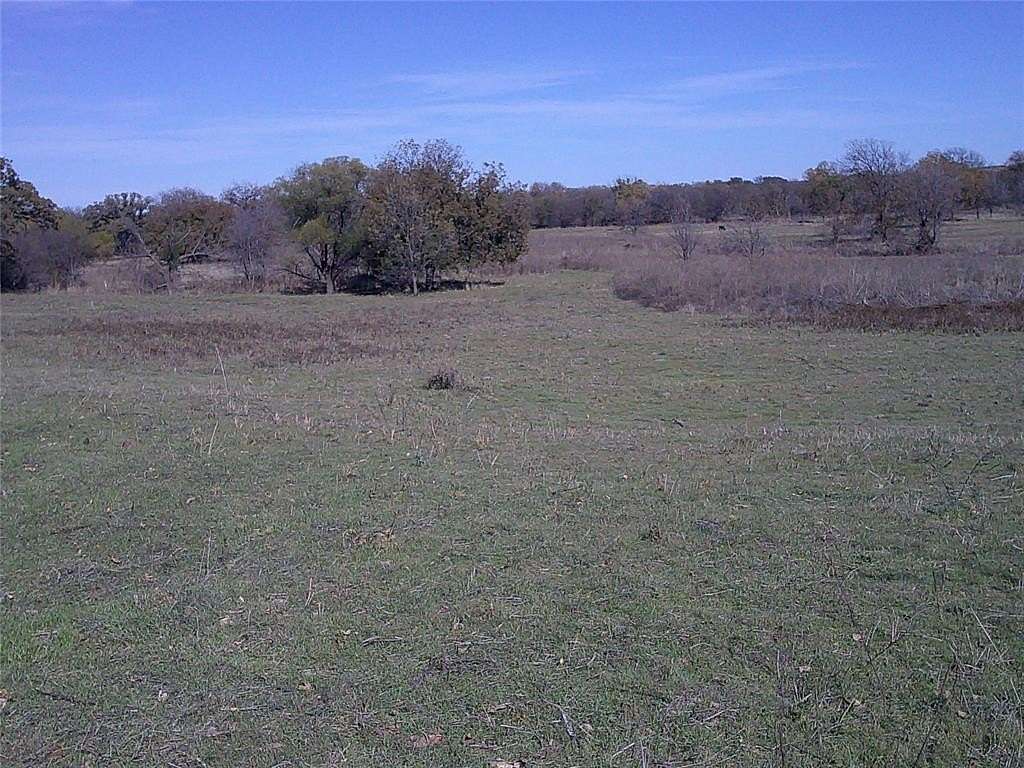 11 Acres of Land for Sale in Bowie, Texas