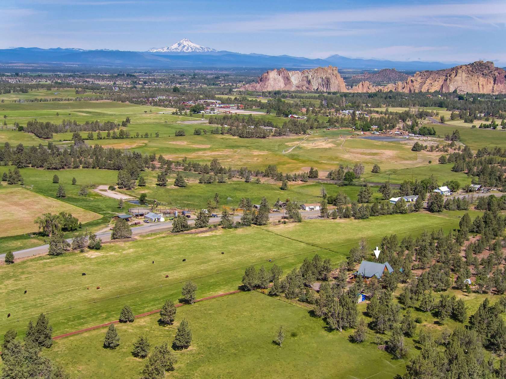 68.48 Acres of Land with Home for Sale in Redmond, Oregon