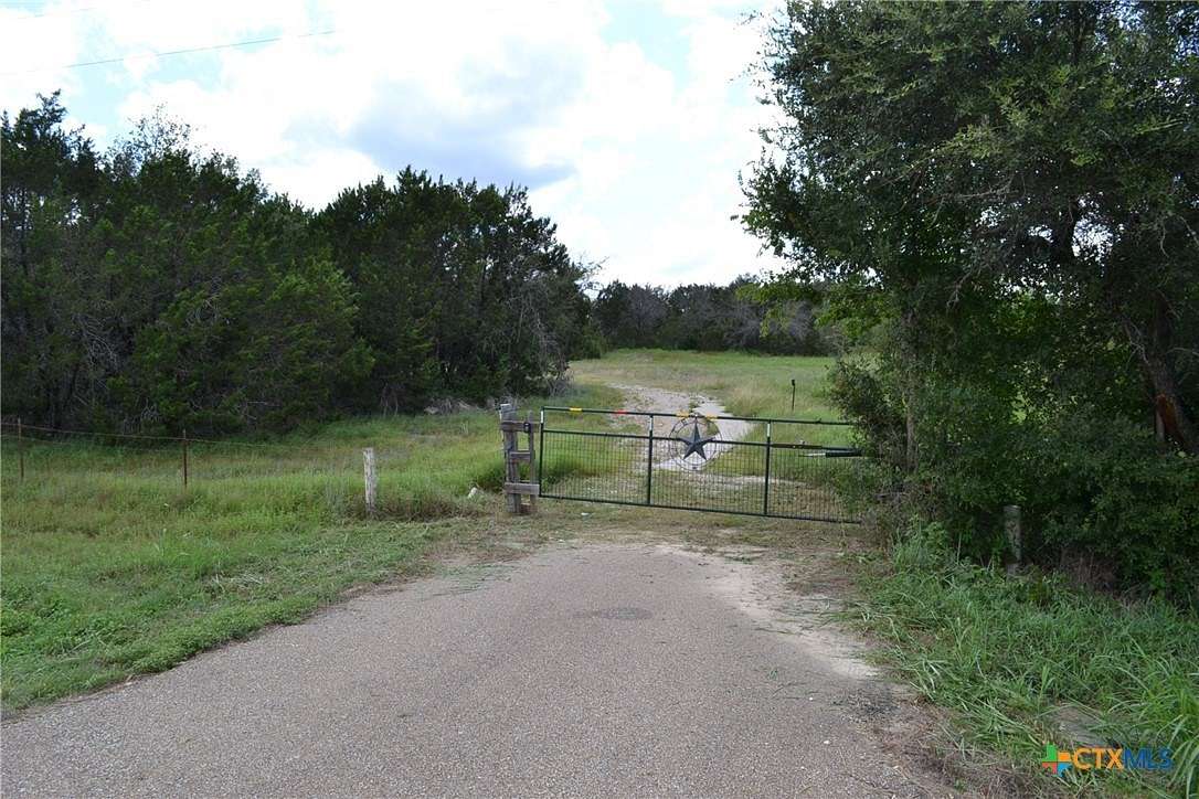 13.829 Acres of Land for Sale in Gatesville, Texas