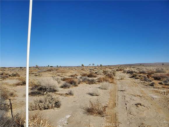 15.392 Acres of Land for Sale in Lancaster, California