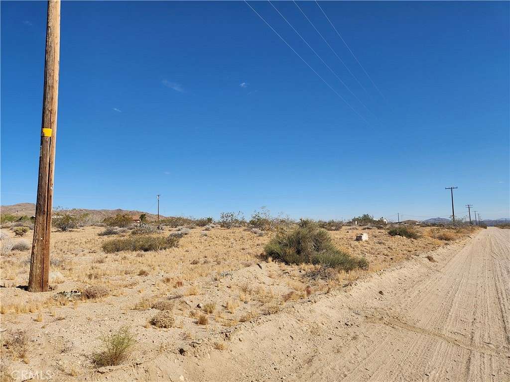 2.5 Acres of Land for Sale in Landers, California