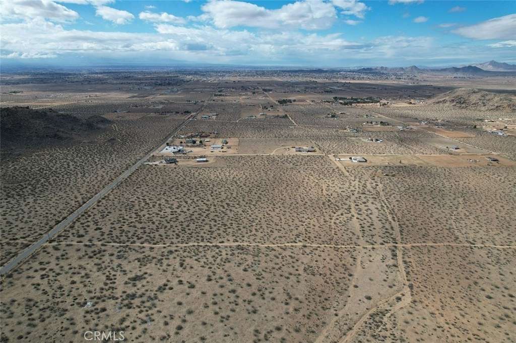 10 Acres of Agricultural Land for Sale in Apple Valley, California