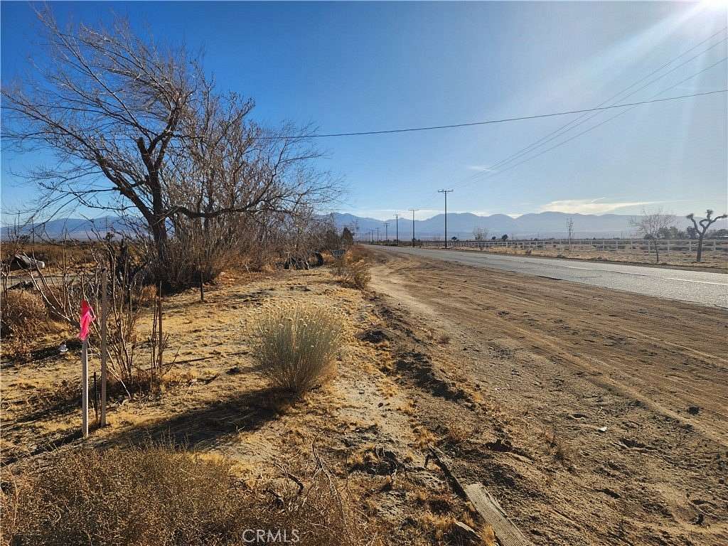 4.949 Acres of Residential Land for Sale in Palmdale, California