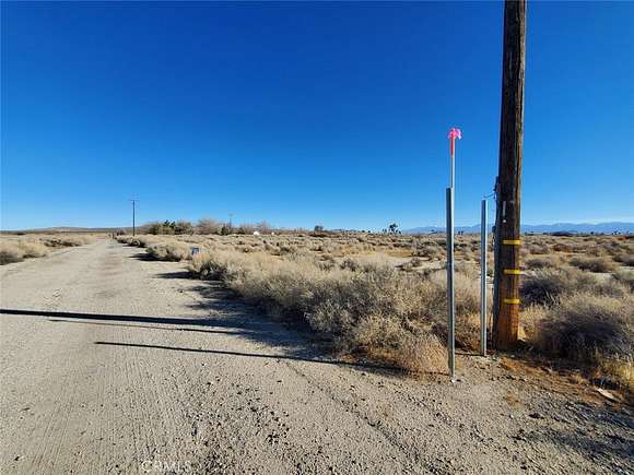 2.574 Acres of Residential Land for Sale in Lancaster, California