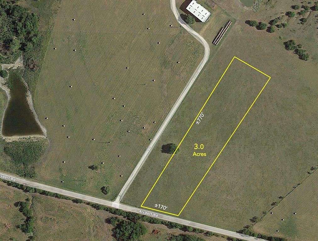 3 Acres of Land for Sale in Ennis, Texas