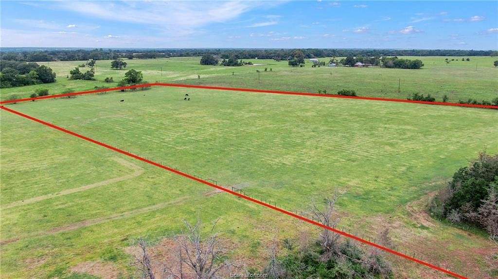 10 Acres of Land for Sale in Caldwell, Texas