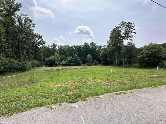 2.3 Acres of Residential Land for Sale in Simpsonville, South Carolina