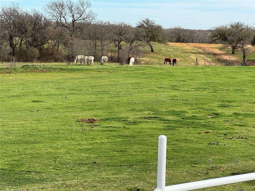 2.65 Acres of Land for Sale in Bridgeport, Texas