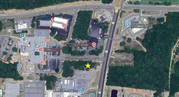 1.69 Acres of Mixed-Use Land for Lease in Niceville, Florida