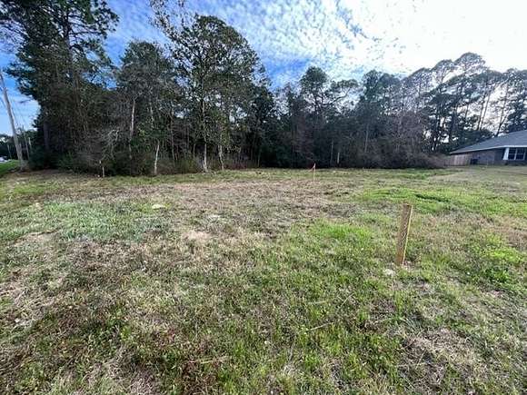 0.25 Acres of Mixed-Use Land for Sale in Navarre, Florida