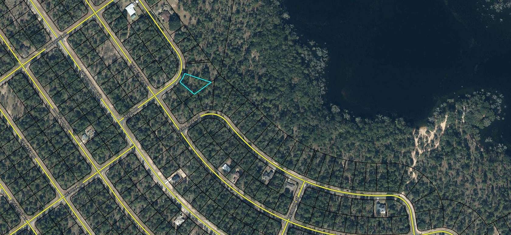 0.37 Acres of Residential Land for Sale in Chipley, Florida