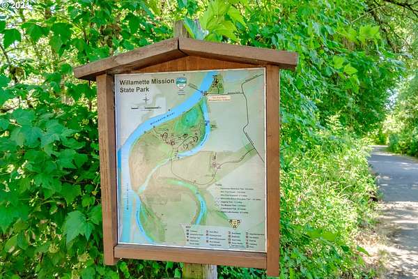 2 Acres of Land for Sale in Gervais, Oregon