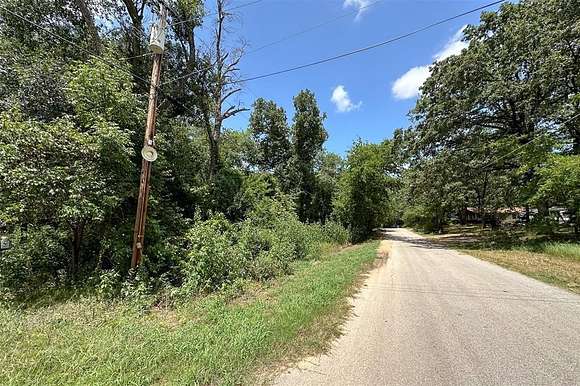 0.88 Acres of Residential Land for Sale in Tool, Texas