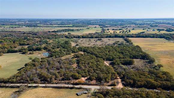 10.001 Acres of Land for Sale in Bridgeport, Texas