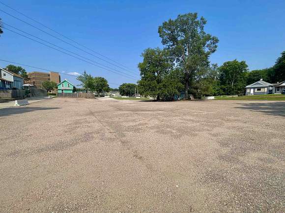 0.83 Acres of Mixed-Use Land for Sale in Sioux City, Iowa