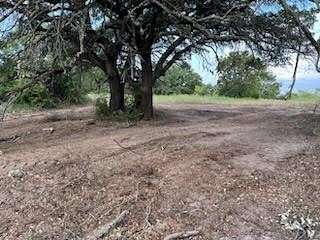 14 Acres of Recreational Land for Sale in Springtown, Texas