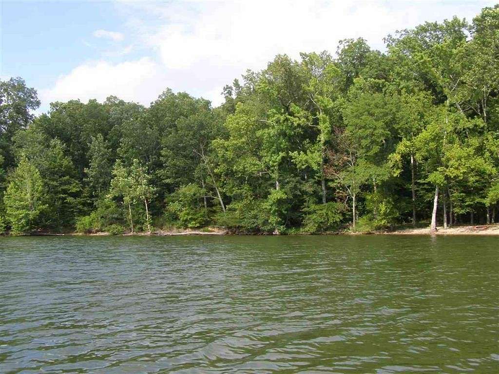 Land for Sale in Savannah, Tennessee