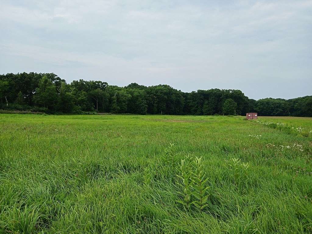 4.6 Acres of Residential Land for Sale in Newbury Town, Massachusetts