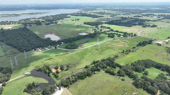 8.67 Acres of Mixed-Use Land for Sale in Granbury, Texas