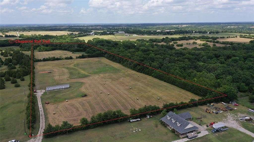 16.962 Acres of Recreational Land with Home for Sale in Farmersville, Texas