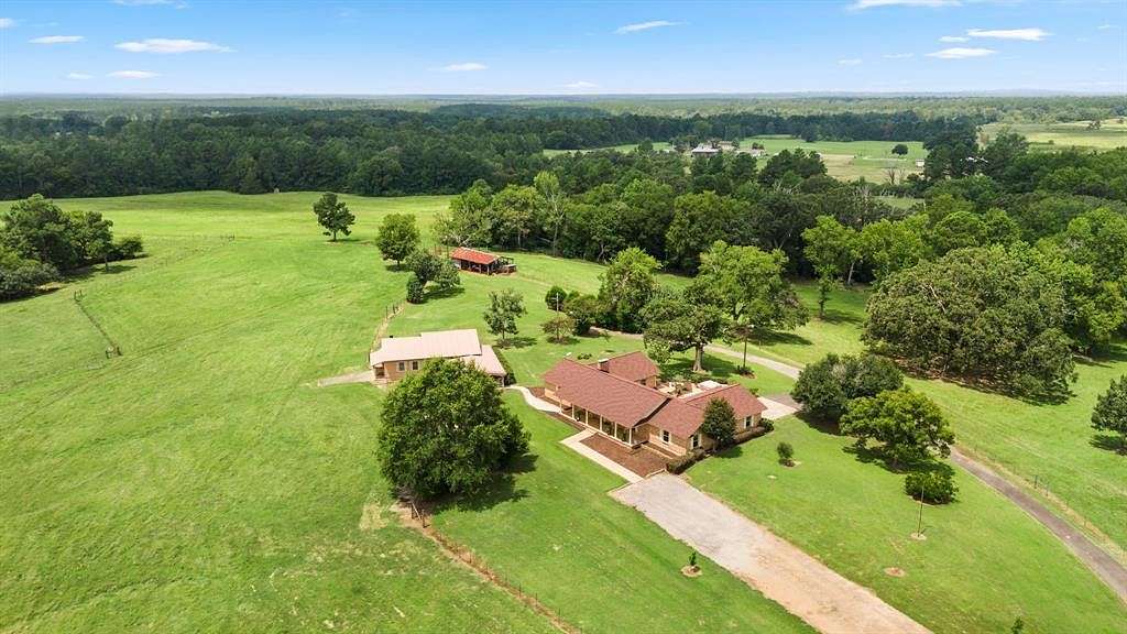 10 Acres of Land with Home for Sale in Nacogdoches, Texas