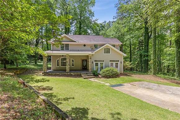 2.5 Acres of Residential Land with Home for Sale in Marietta, Georgia