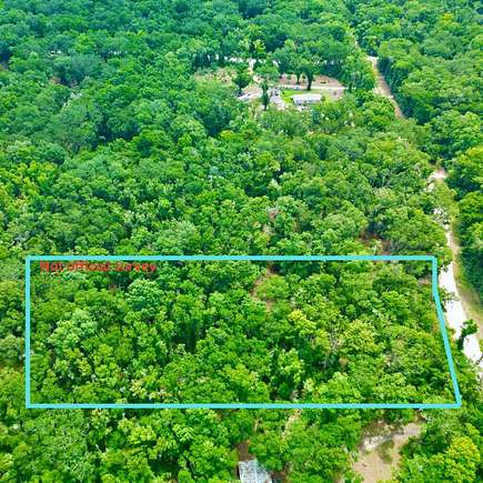 3.095 Acres of Residential Land for Sale in Old Town, Florida