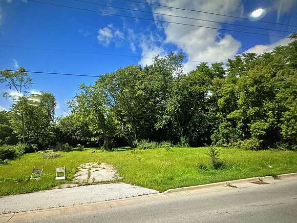 0.45 Acres of Mixed-Use Land for Sale in Lake Villa, Illinois