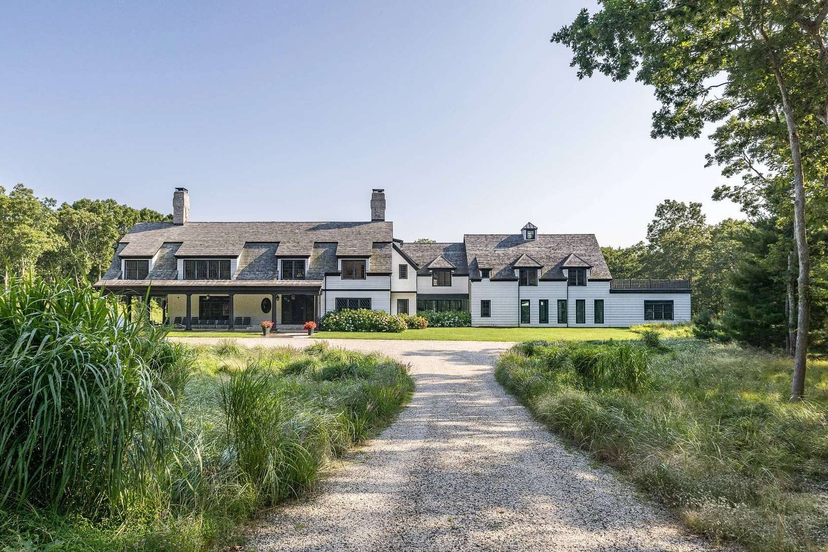 10 Acres of Residential Land with Home for Sale in East Hampton, New York