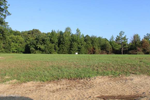 1.37 Acres of Land for Sale in Como, Mississippi