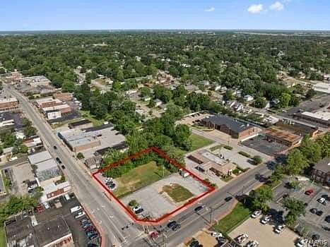 0.87 Acres of Commercial Land for Sale in Overland, Missouri