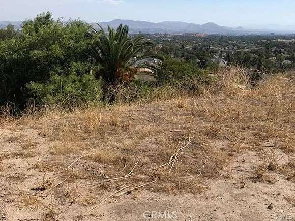 0.98 Acres of Residential Land for Sale in San Bernardino, California