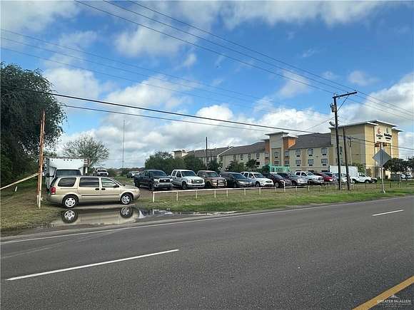 1.91 Acres of Improved Commercial Land for Sale in Edinburg, Texas