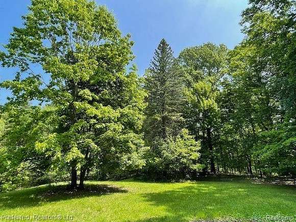 3 Acres of Residential Land with Home for Sale in Farmington Hills, Michigan