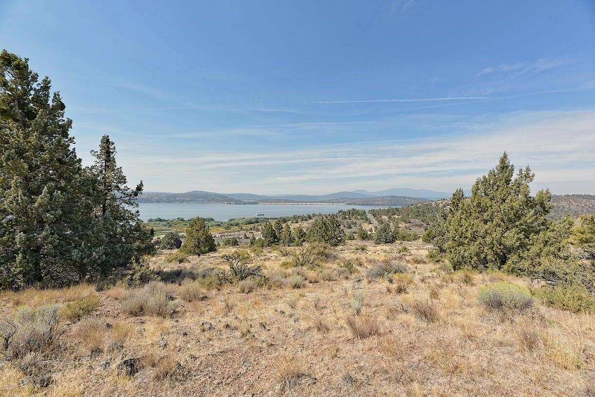 24.6 Acres of Land for Sale in Klamath Falls, Oregon