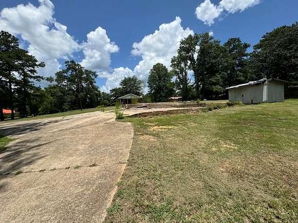 0.4 Acres of Residential Land for Sale in Prentiss, Mississippi