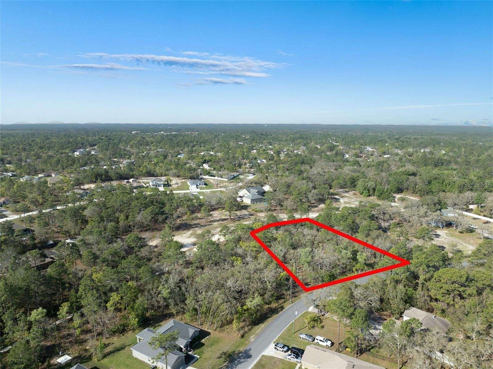 1.25 Acres of Residential Land for Sale in Weeki Wachee, Florida