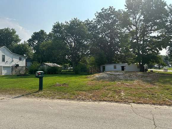 0.139 Acres of Residential Land for Sale in Winfield, Missouri