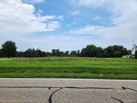 4.4 Acres of Residential Land for Sale in Lakeport, Michigan