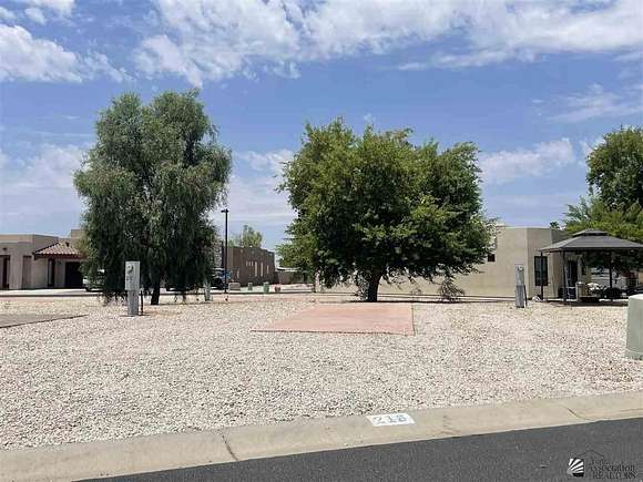 Improved Residential Land for Sale in Yuma, Arizona