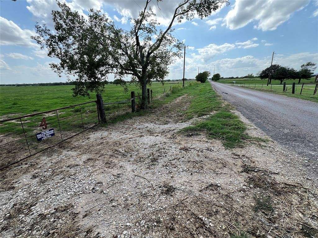 106.024 Acres of Land for Sale in Tioga, Texas