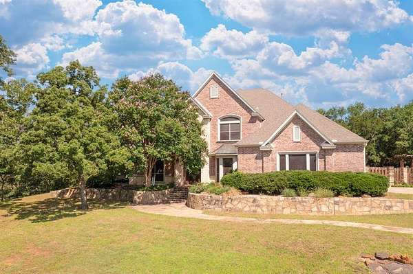 3 Acres of Residential Land with Home for Sale in Pilot Point, Texas