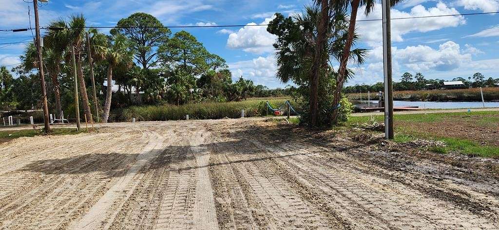 0.061 Acres of Land for Sale in Suwannee, Florida