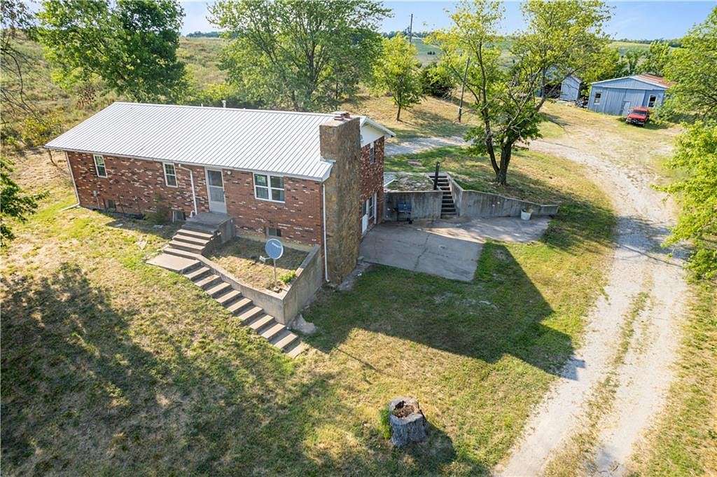 38 Acres of Land with Home for Sale in Cherryvale, Kansas