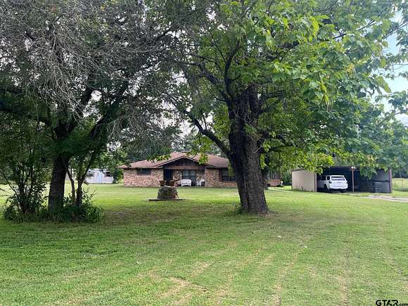 4 Acres of Residential Land with Home for Sale in Mount Pleasant, Texas