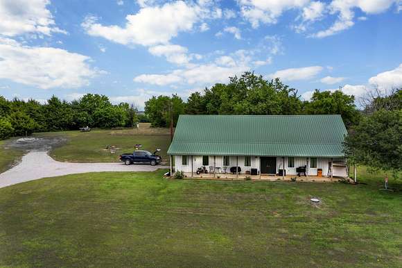 10.58 Acres of Land with Home for Sale in Carbondale, Kansas