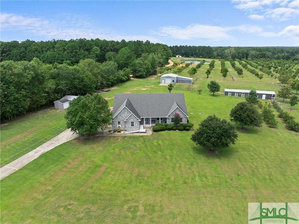 5.5 Acres of Land with Home for Sale in Cobbtown, Georgia