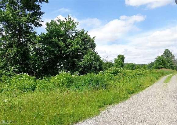 9.137 Acres of Commercial Land for Sale in Uhrichsville, Ohio